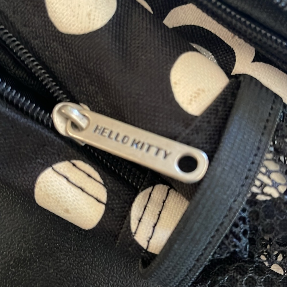 Hello Kitty Backpack - image 4